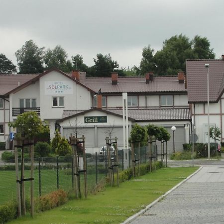 Hotel Solpark Kleszczow  Экстерьер фото